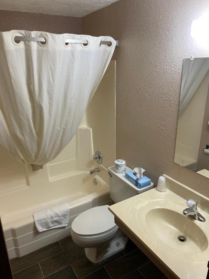 Glendive Lodge Ngoại thất bức ảnh